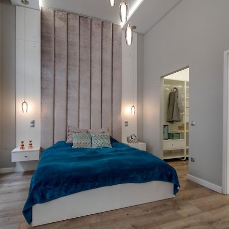 Helios Downtown Martha Apartment Budapest Ngoại thất bức ảnh